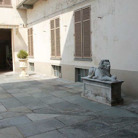 B&B Chiara Biella Bagian luar foto