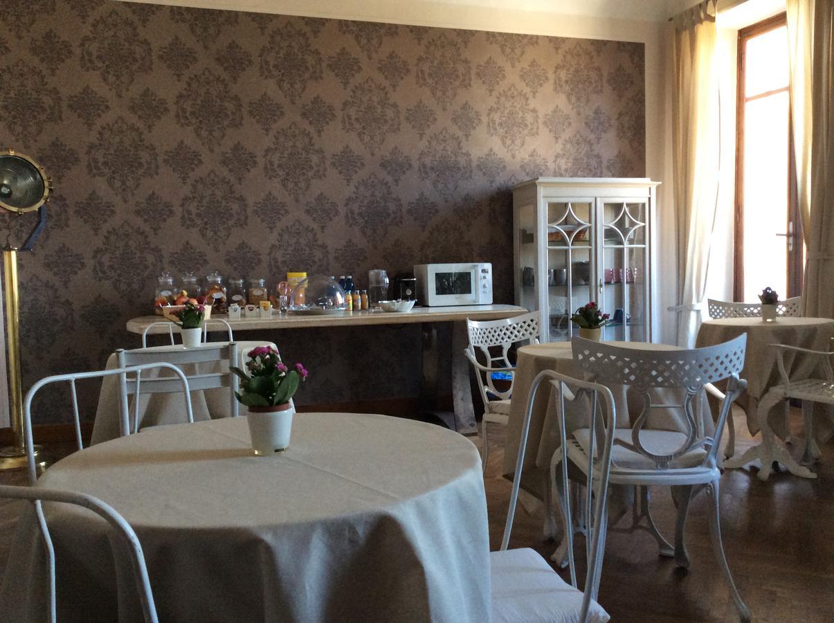 B&B Chiara Biella Bagian luar foto