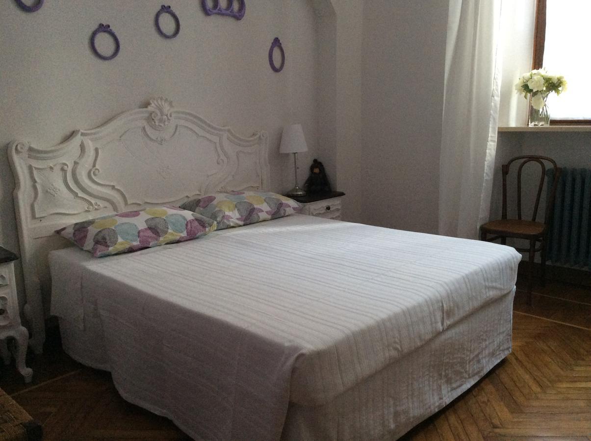 B&B Chiara Biella Bagian luar foto