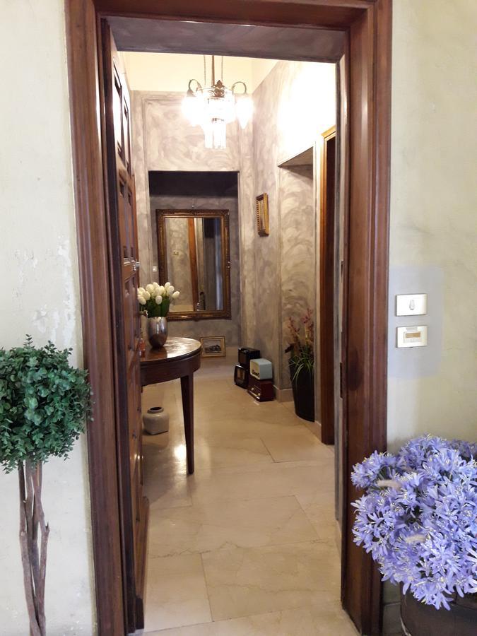B&B Chiara Biella Bagian luar foto
